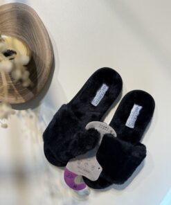 Pantoufle ouverte fourrure " noir" - Primark -