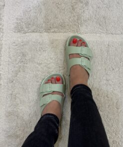 Alternative view of Mule " GREEN "