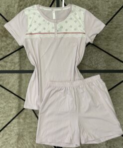 Alternative view of Pyjama short demi manche " Mauve "