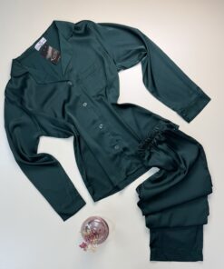 Pyjama boutonné en satin - vert -