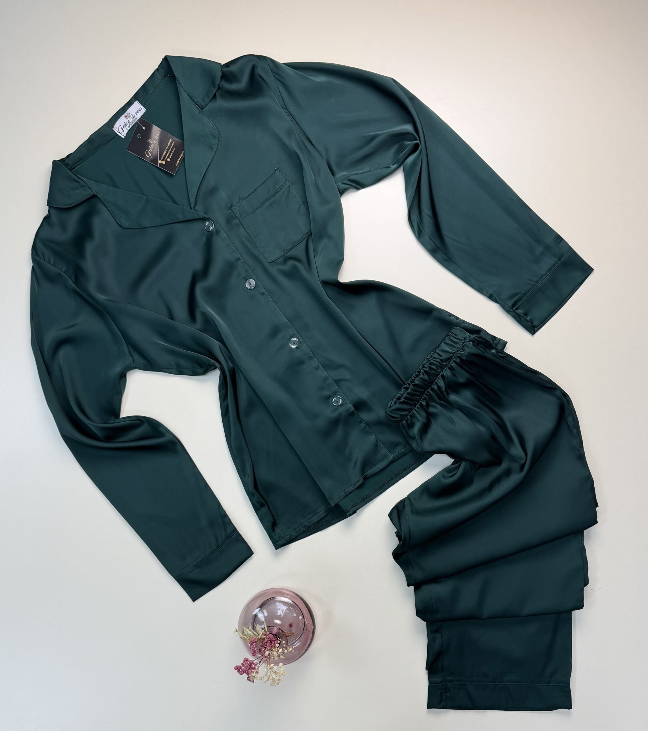 Pyjama boutonné en satin - vert -