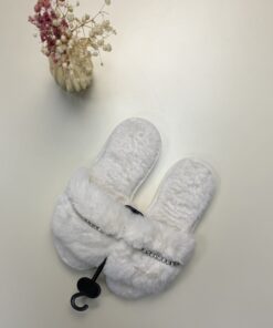Pantoufle en fourrure strass " blanche "