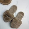 Pantoufle en fourrure strass " taupe "
