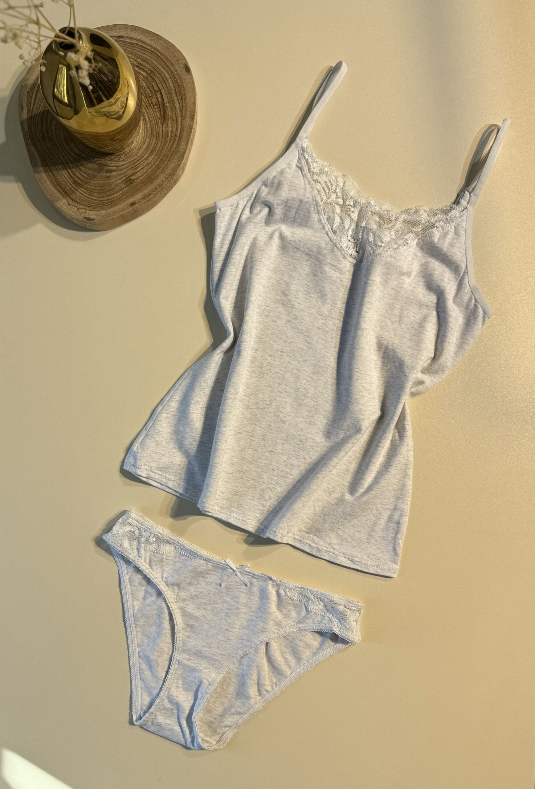 Tricot de peau + bas " gris clair "