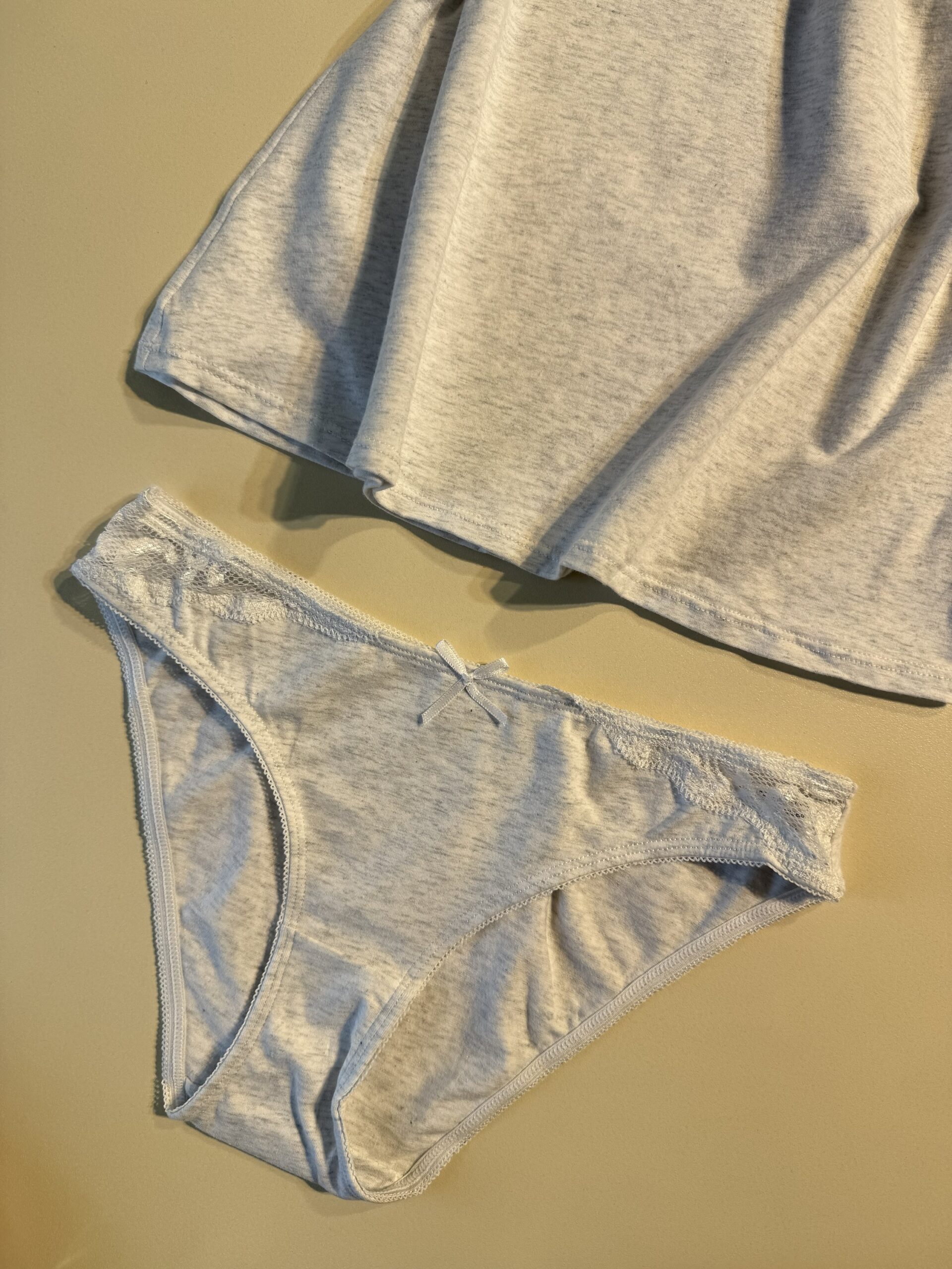 Tricot de peau + bas " gris clair " – Image 2