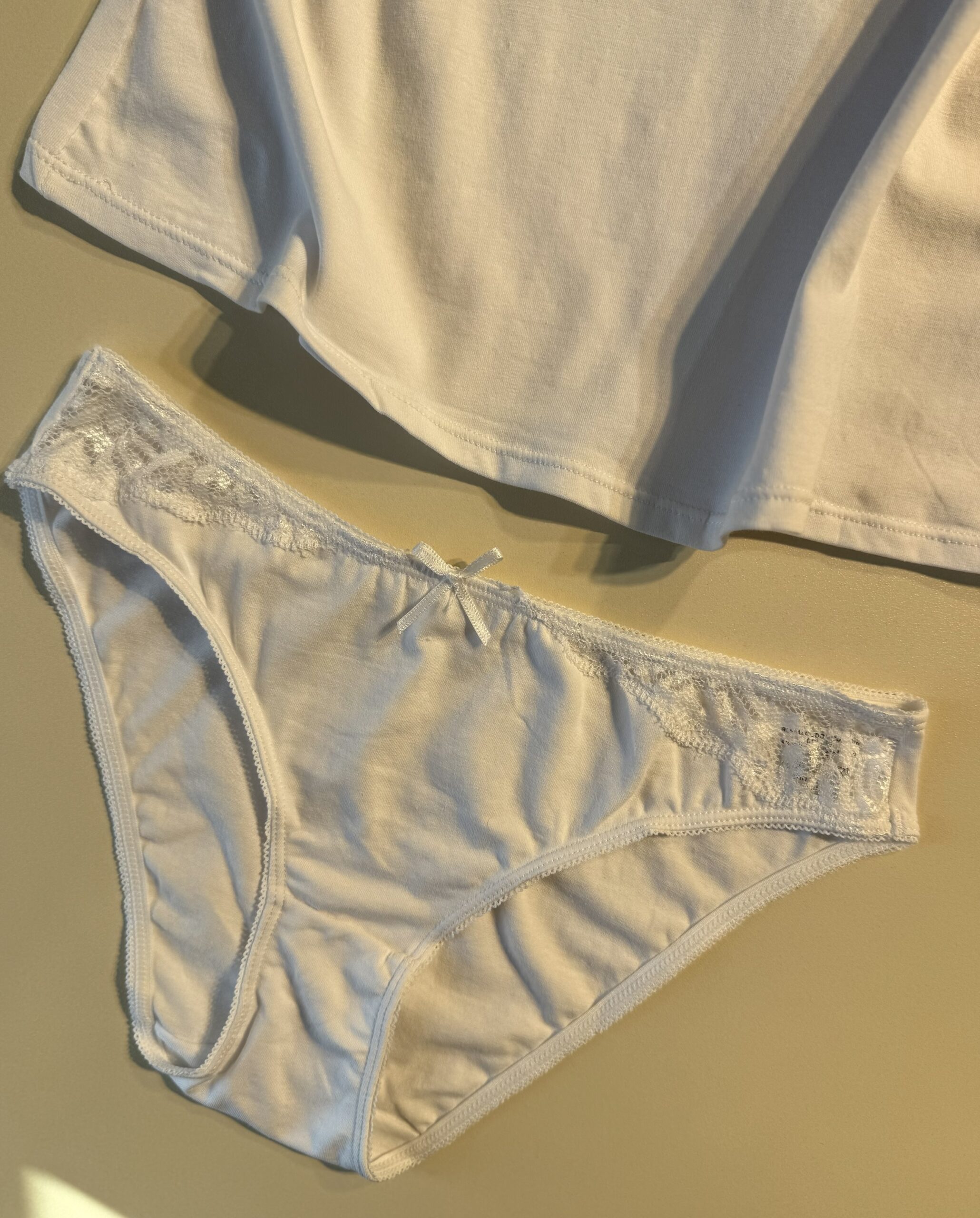 Tricot de peau + bas " Blanc  " – Image 2