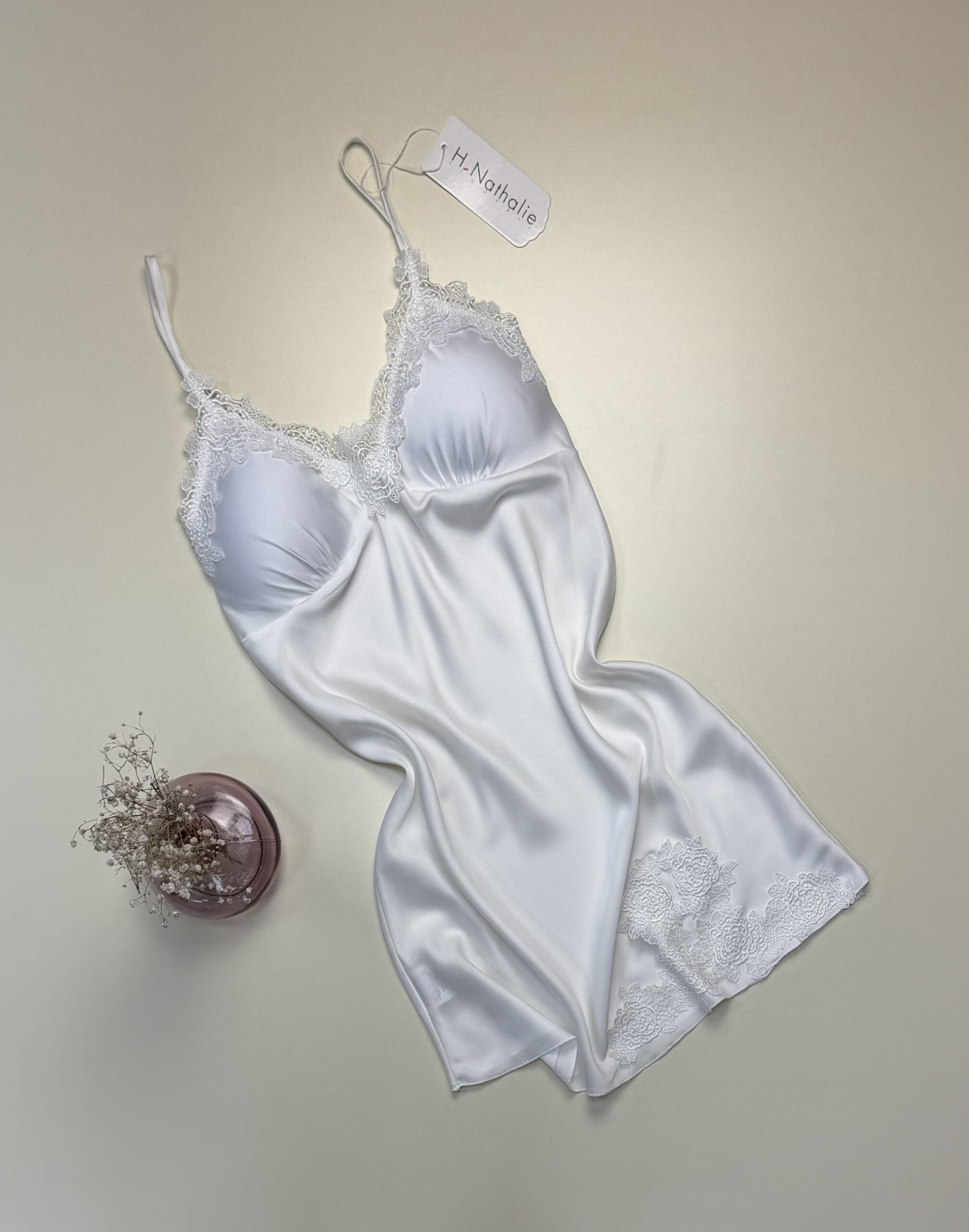 Nuisette en satin " blanc "
