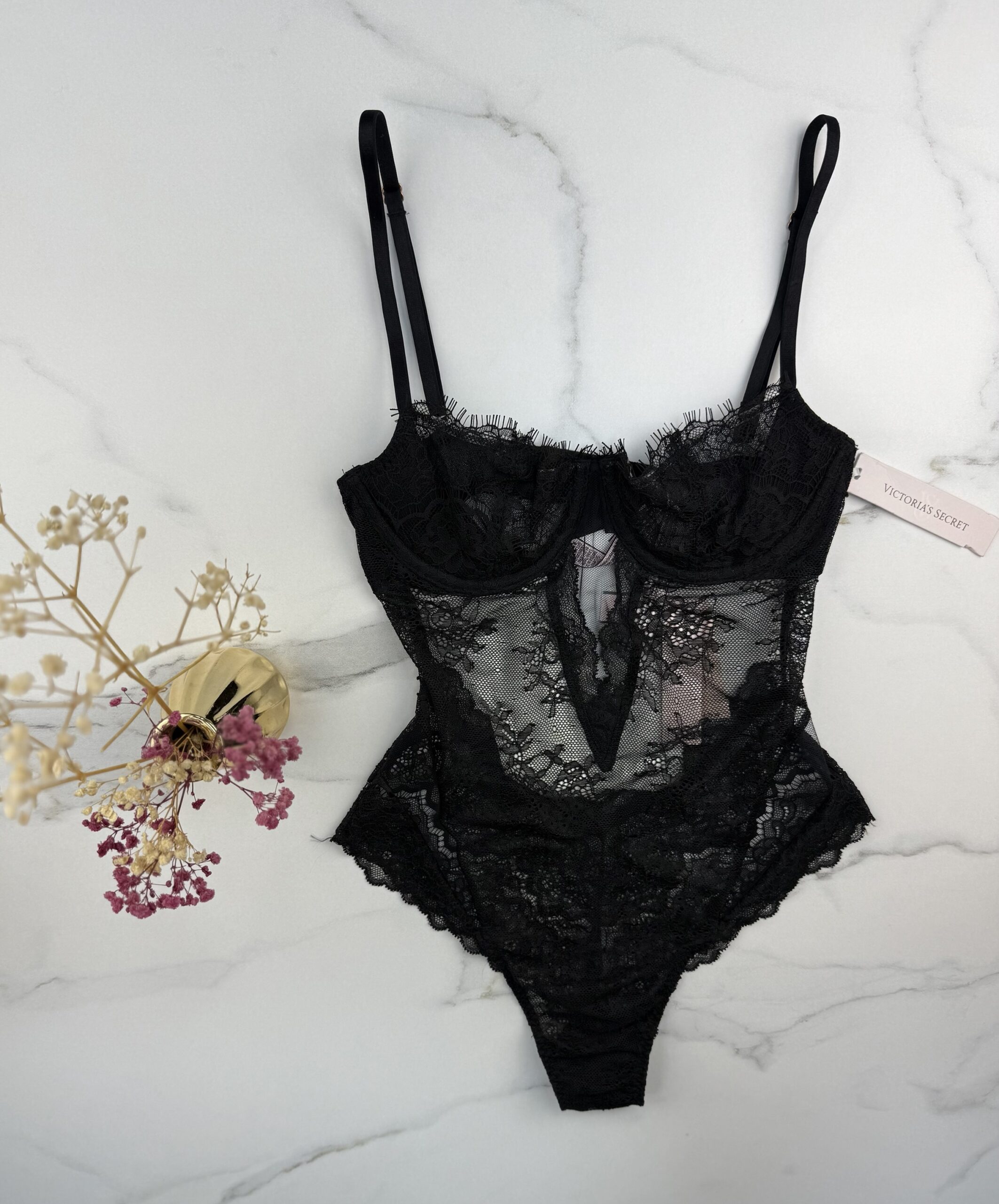 Body en dentelle victorias secret "NOIR  " – Image 3