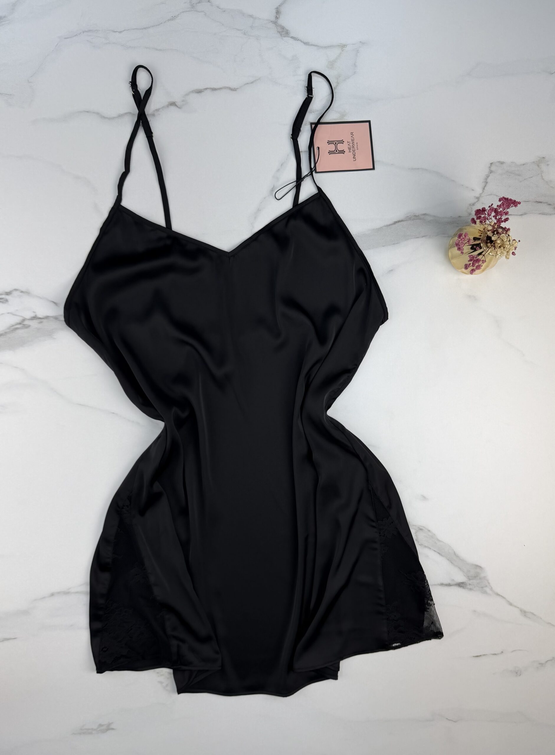 Ensemble nuisette peignoir en satin " NOIR " – Image 4