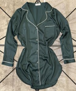 Alternative view of Chemise de nuit en satin " vert foncé "