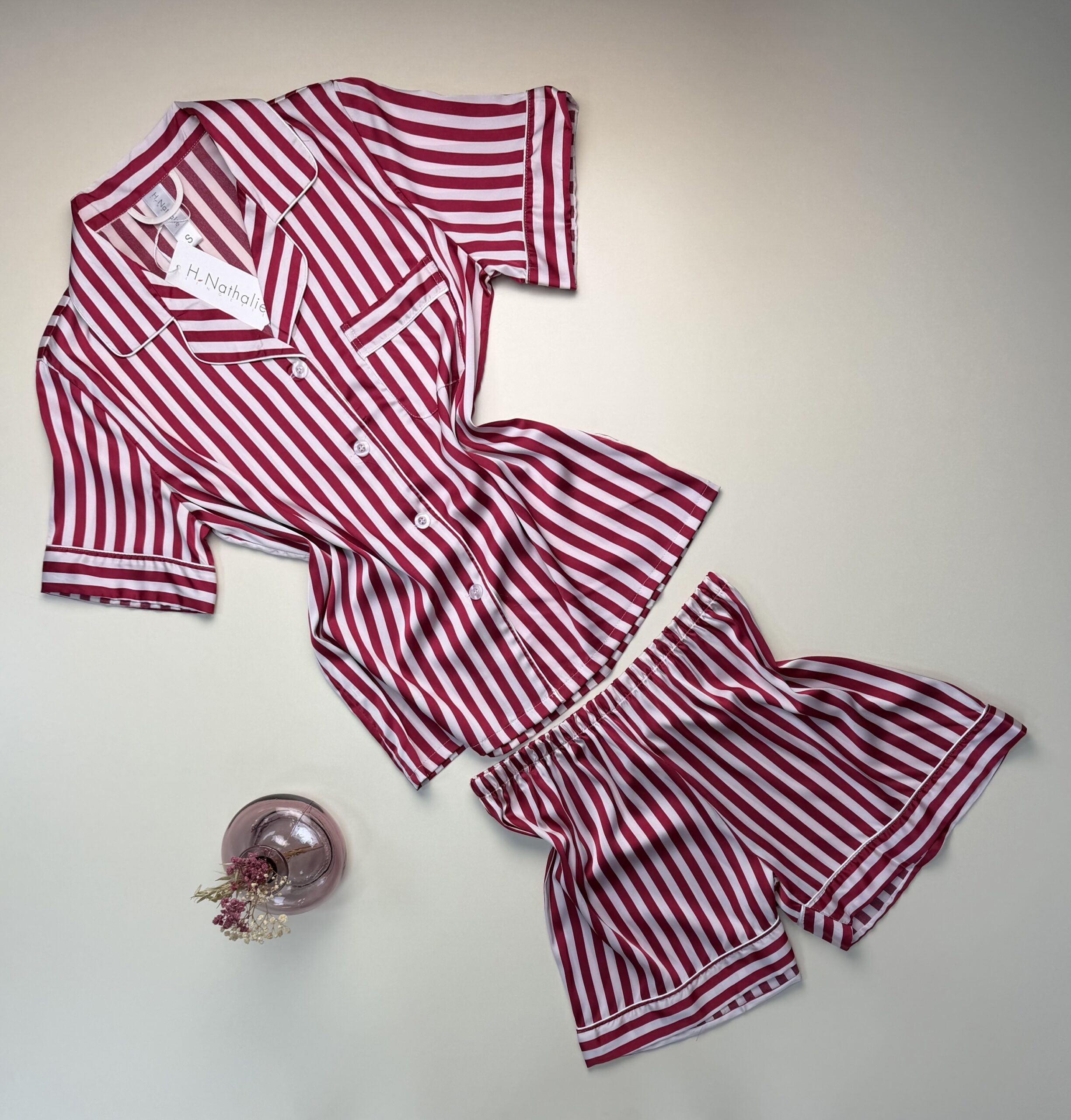 pyjama-short en satin "Rouge" a rayures – Image 2