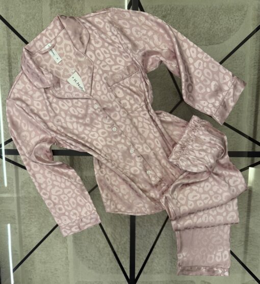 Pyjama boutonnée en satin " rose    "