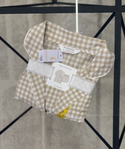 Pyjama boutonné demi manche – short " à carreaux beige "
