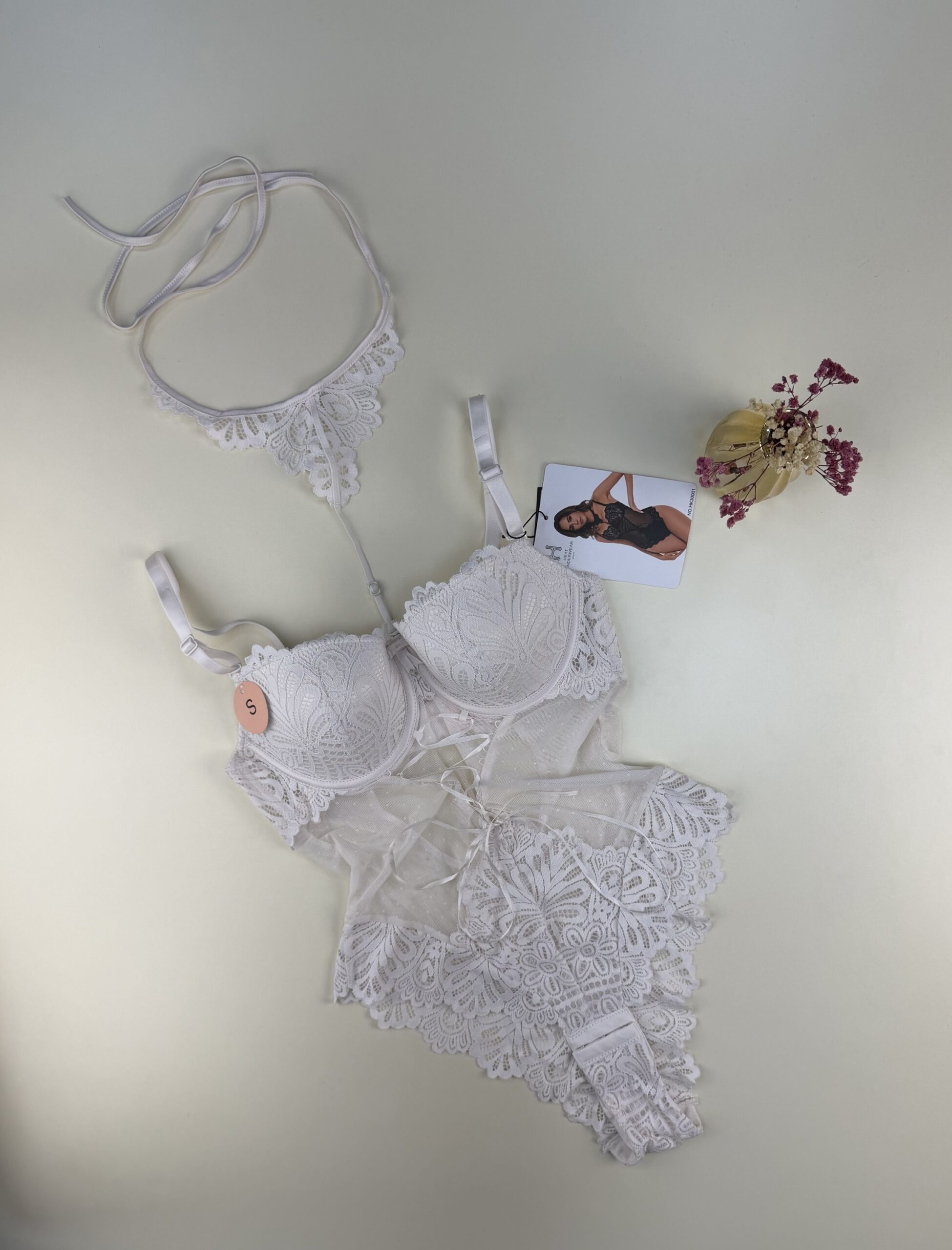 Body push up en dentelle " Blanc cassé "