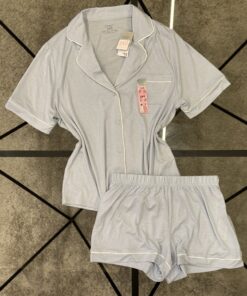 Alternative view of Pyjama boutonné demi manche – short  " light bleu  "