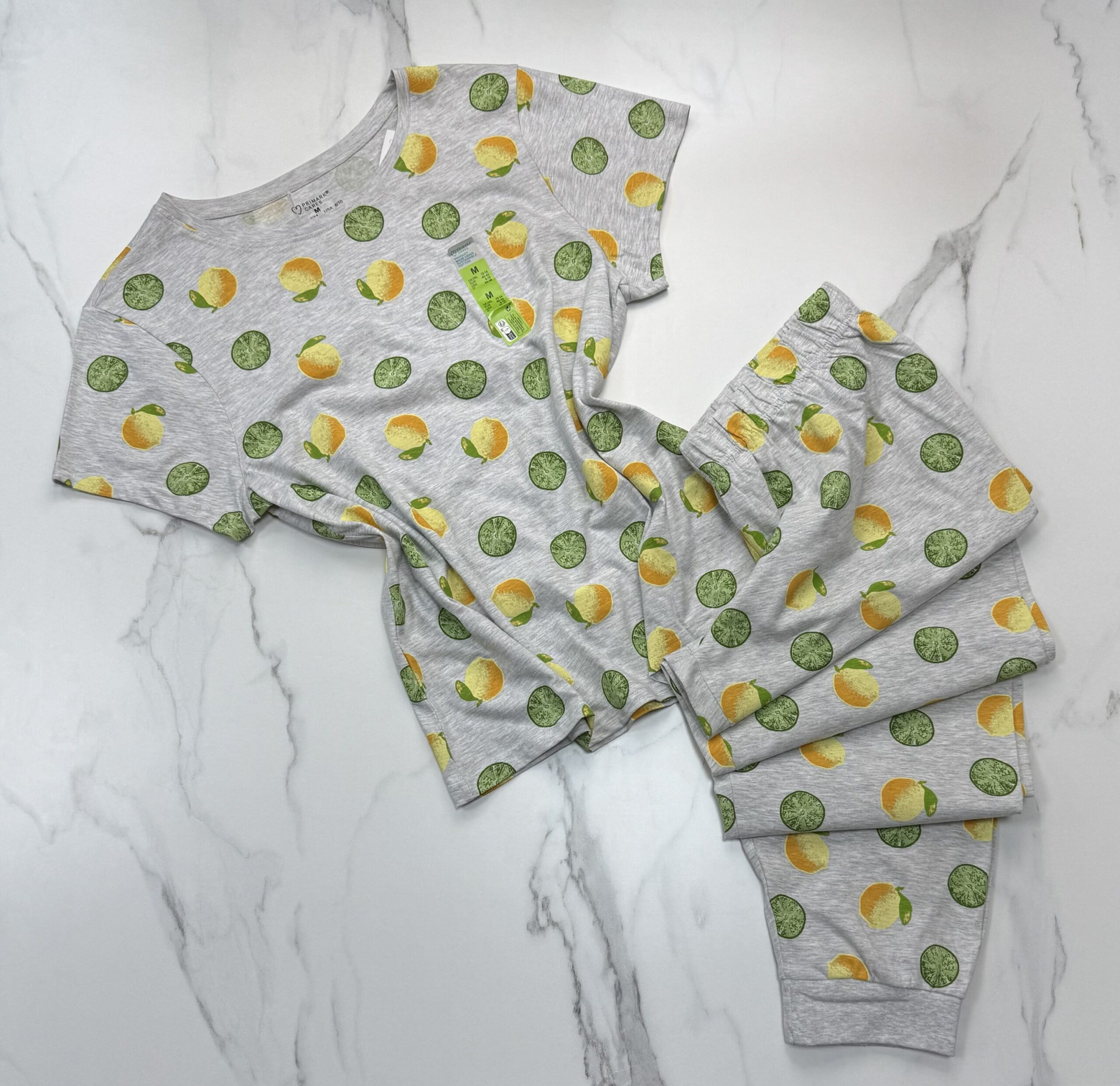 Pyjama Haut Demi Manche - Primark - '  Gris Au Fruits '