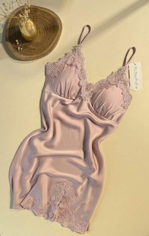 Nuisette  en satin " Rose "