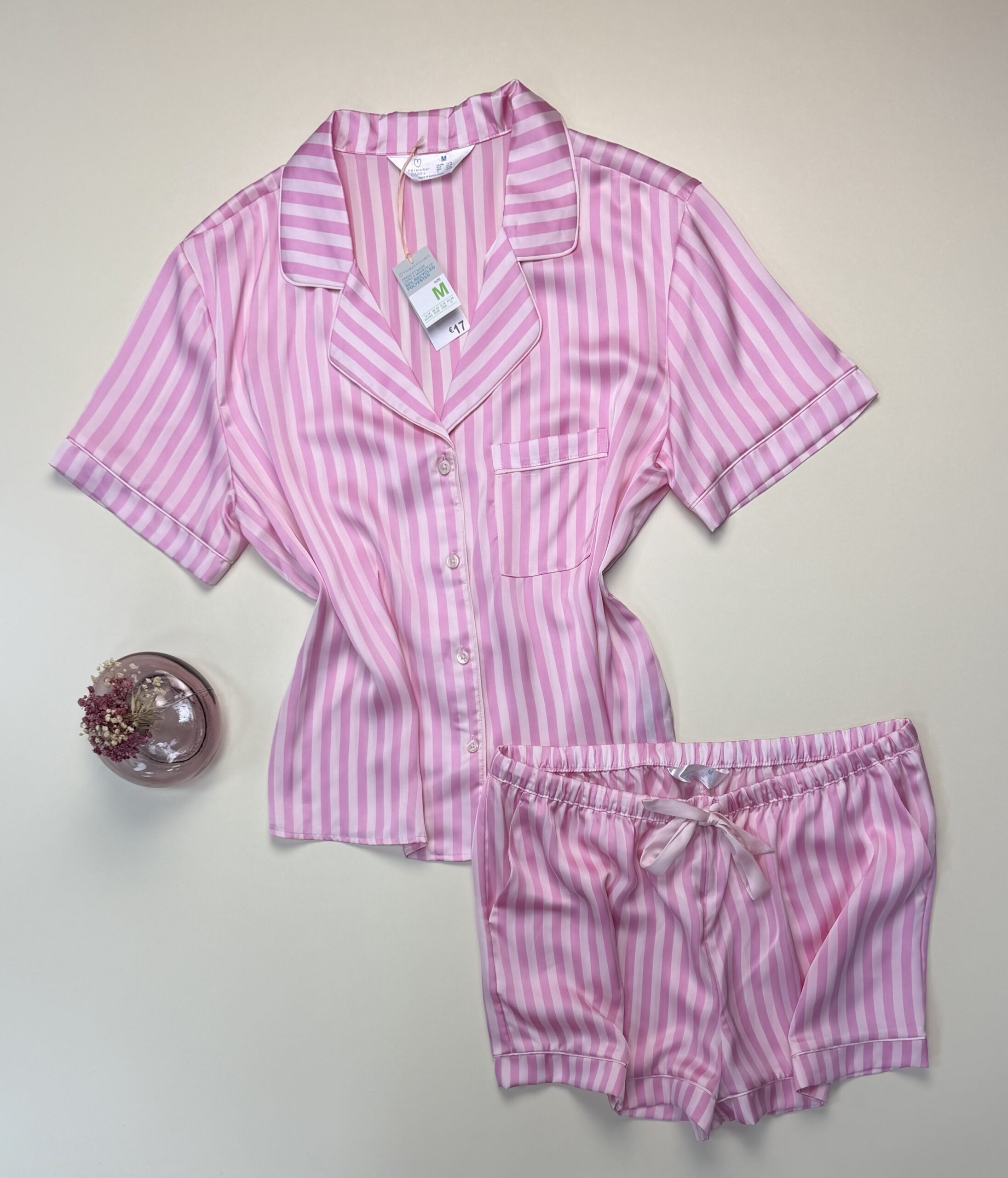 Pyjama short boutonnée en satin Primark " Rose à rayures "
