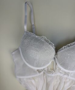 Alternative view of NUISETTE - H -  " Blanc "