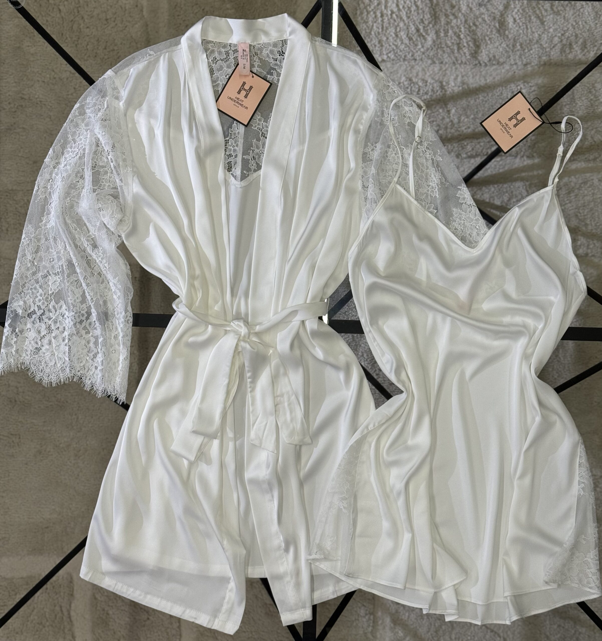 Ensemble nuisette peignoir en satin " blanc " – Image 4