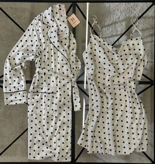 Ensemble nuisette peignoir " Blanc cassé  "