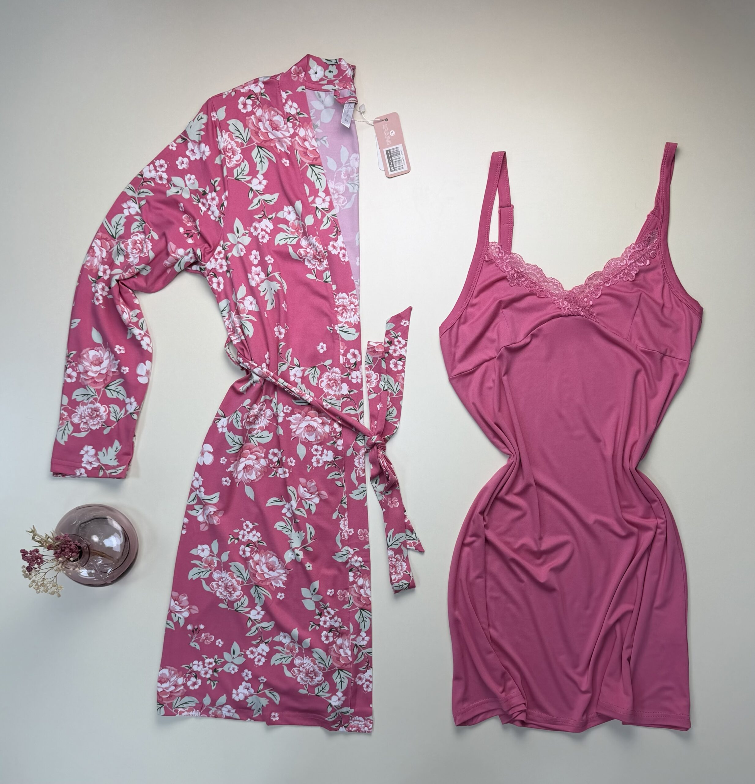 Ensemble nuisette peignoir " à fleurs rose "