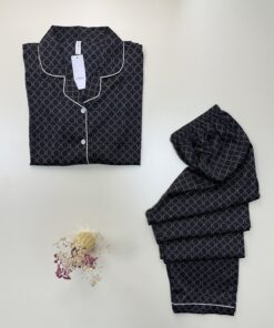 Alternative view of Pyjama en satin boutonné " Noir "