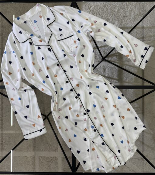 Chemise de nuit en satin " blanche "