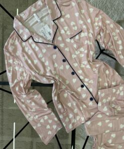 Alternative view of Pyjama Boutonée "Rose Coeur " manche longue "