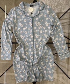 Alternative view of Chemise de nuit " Bleu à fleurs  "