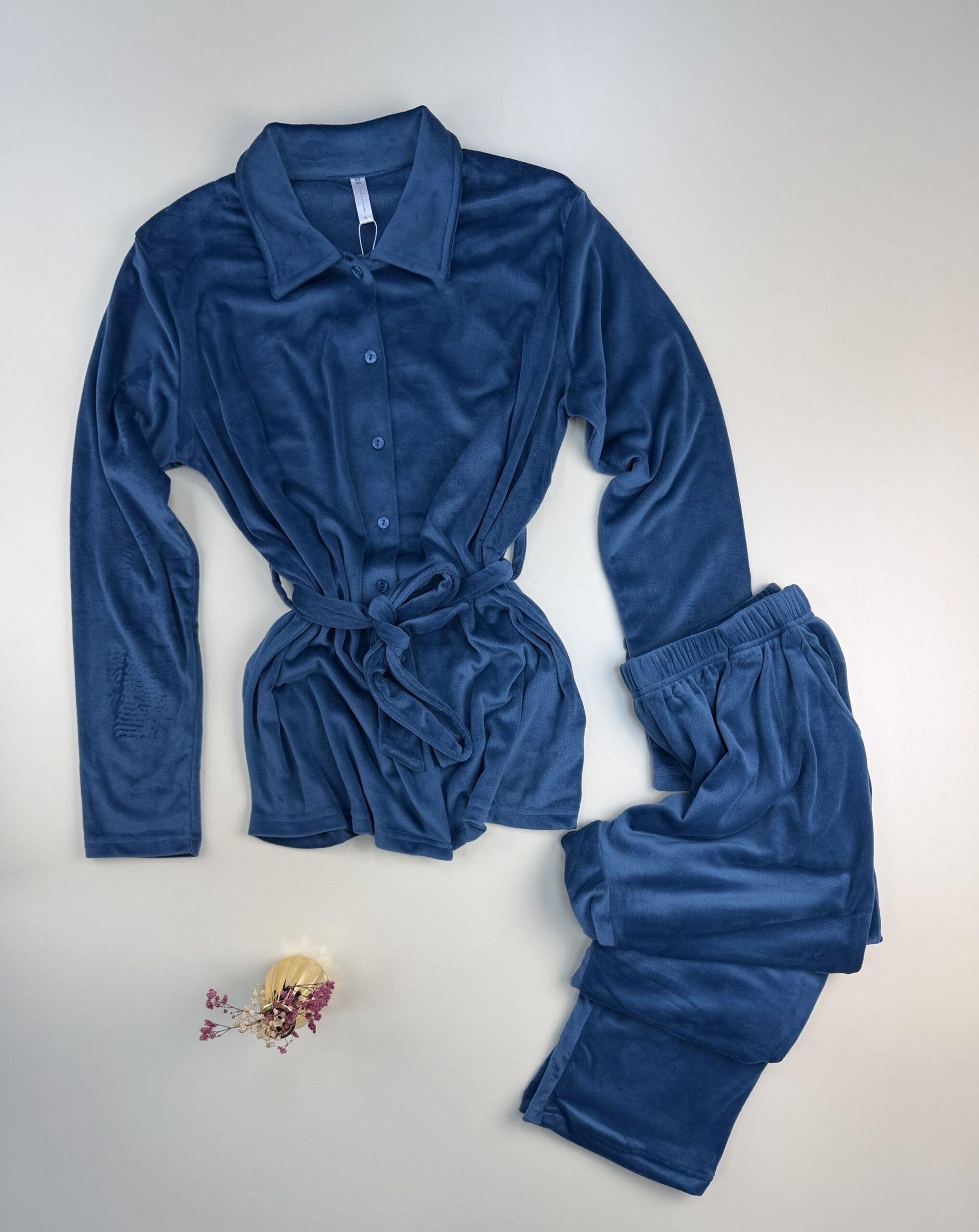 Pyjama boutonée en velours " Bleu " – Image 2