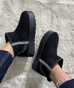 Alternative view of UGG  " Black "