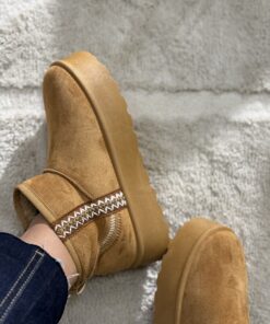 Alternative view of UGG " Camel "