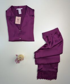 Alternative view of Pyjama boutonné en satin H " aubergine"