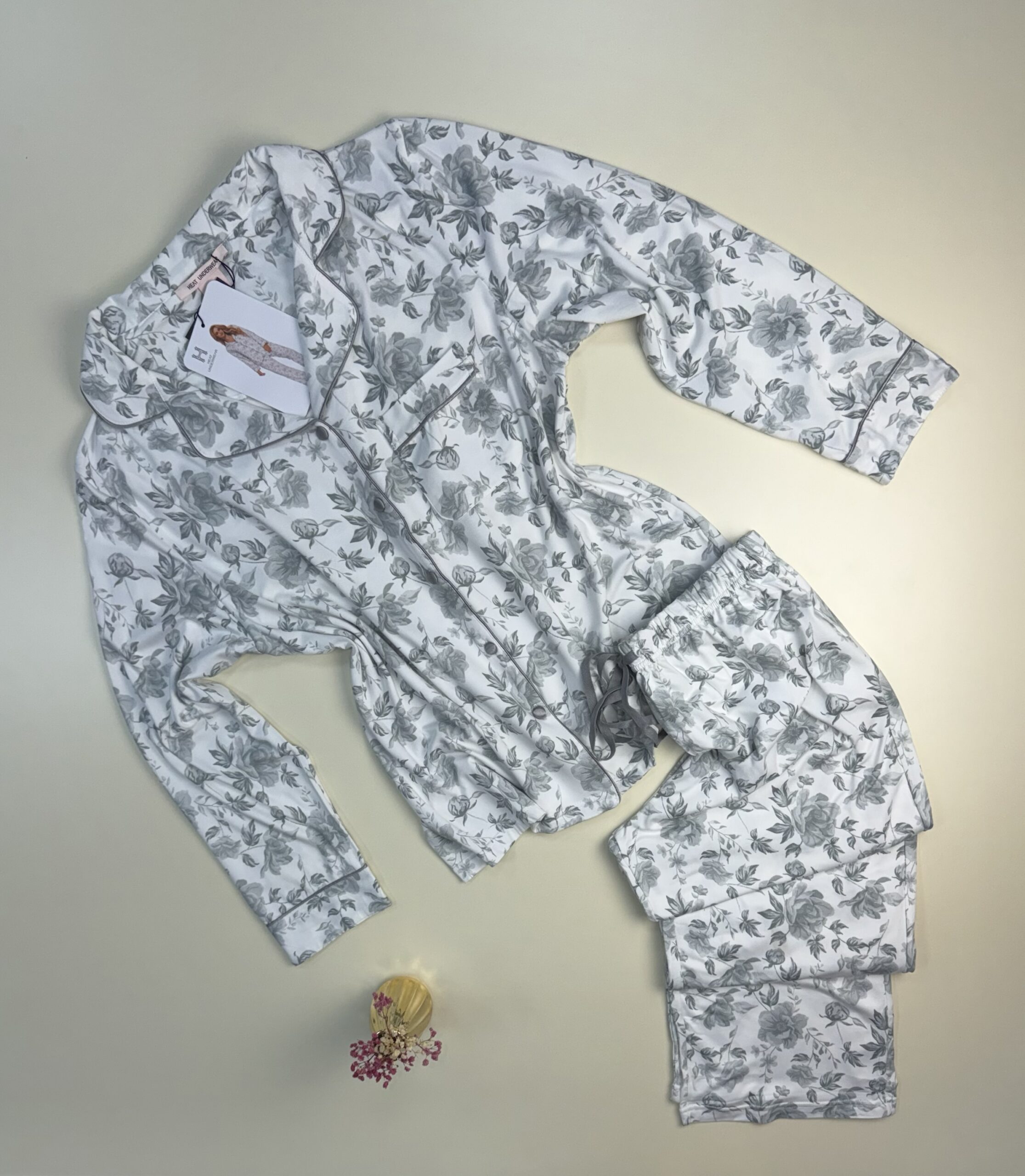 Pyjama boutonné H " gris à fleurs "