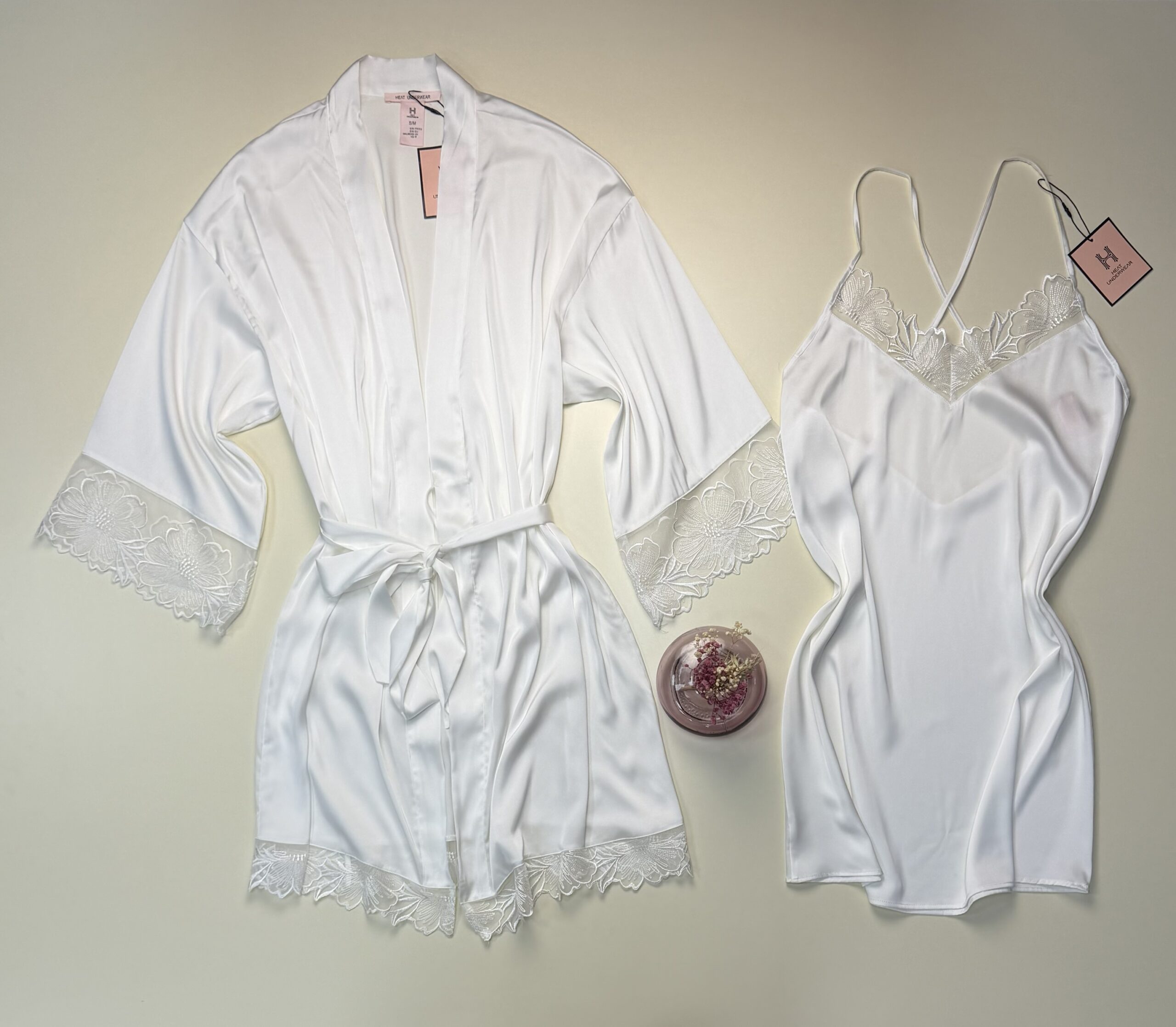 Ensemble nuisette peignoir en satin " Blanc " – Image 2