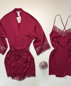 Alternative view of Ensemble nuisette peignoir en satin " Bordeaux "