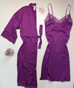 Ensemble nuisette peignoir long en satin " Aubergine"