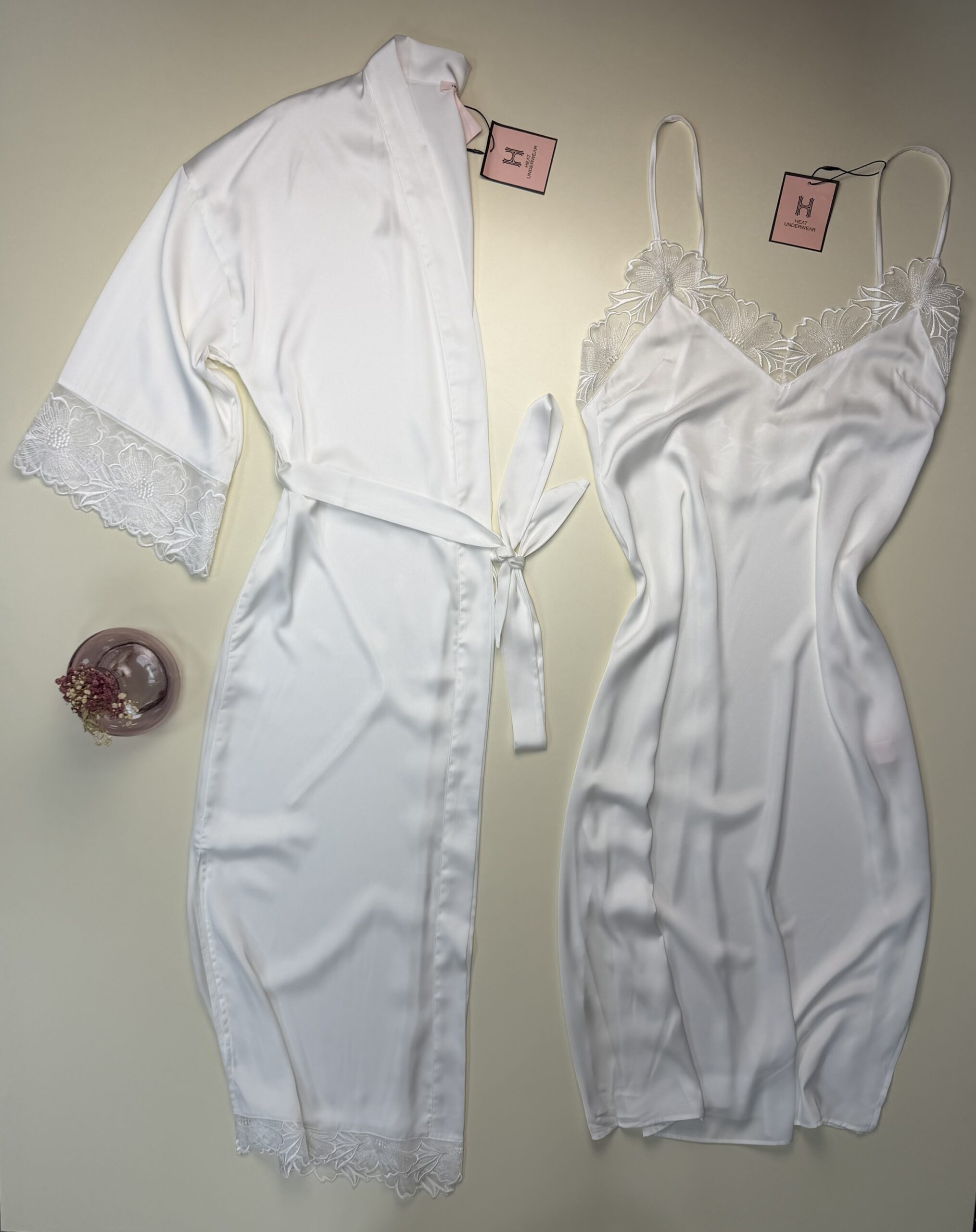 Ensemble nuisette peignoir long en satin " Blanc "