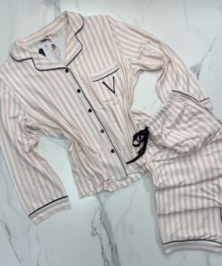 Pyjama boutonné haut manche longue H " Rose à rayures "