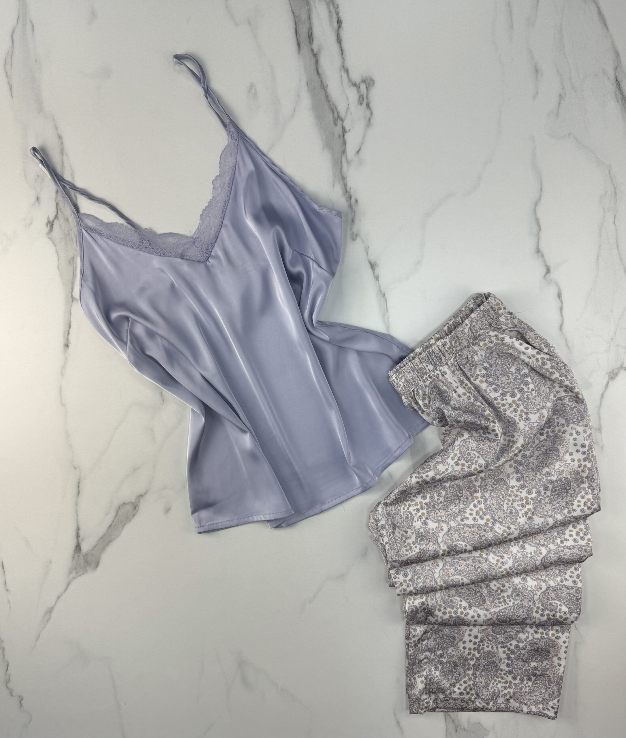 Pyjama 3 pcs en satin et kimono velours " Mauve " – Image 4