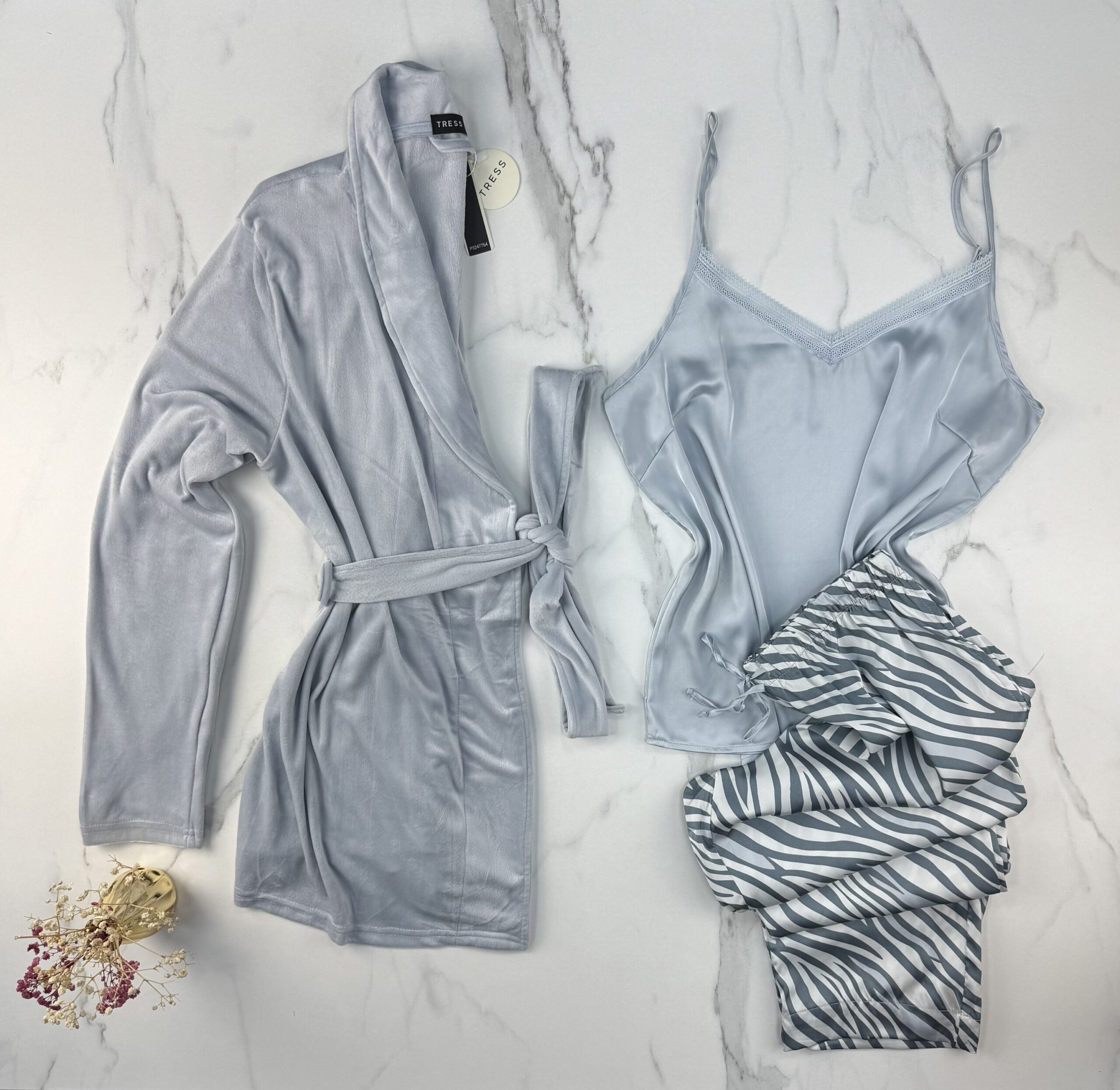 Pyjama 3 pcs en satin et kimono velours " Bleu "