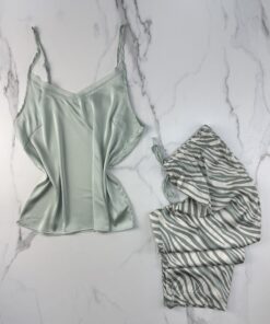 Alternative view of Pyjama 3 pcs en satin et kimono velours " VERT "