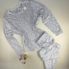 Pyjama primark en velours haut manche longue  " Gris léopard "