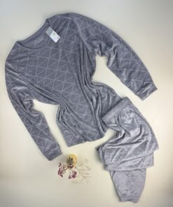 Pyjama primark en velours haut manche longue  " Gris à motifs "