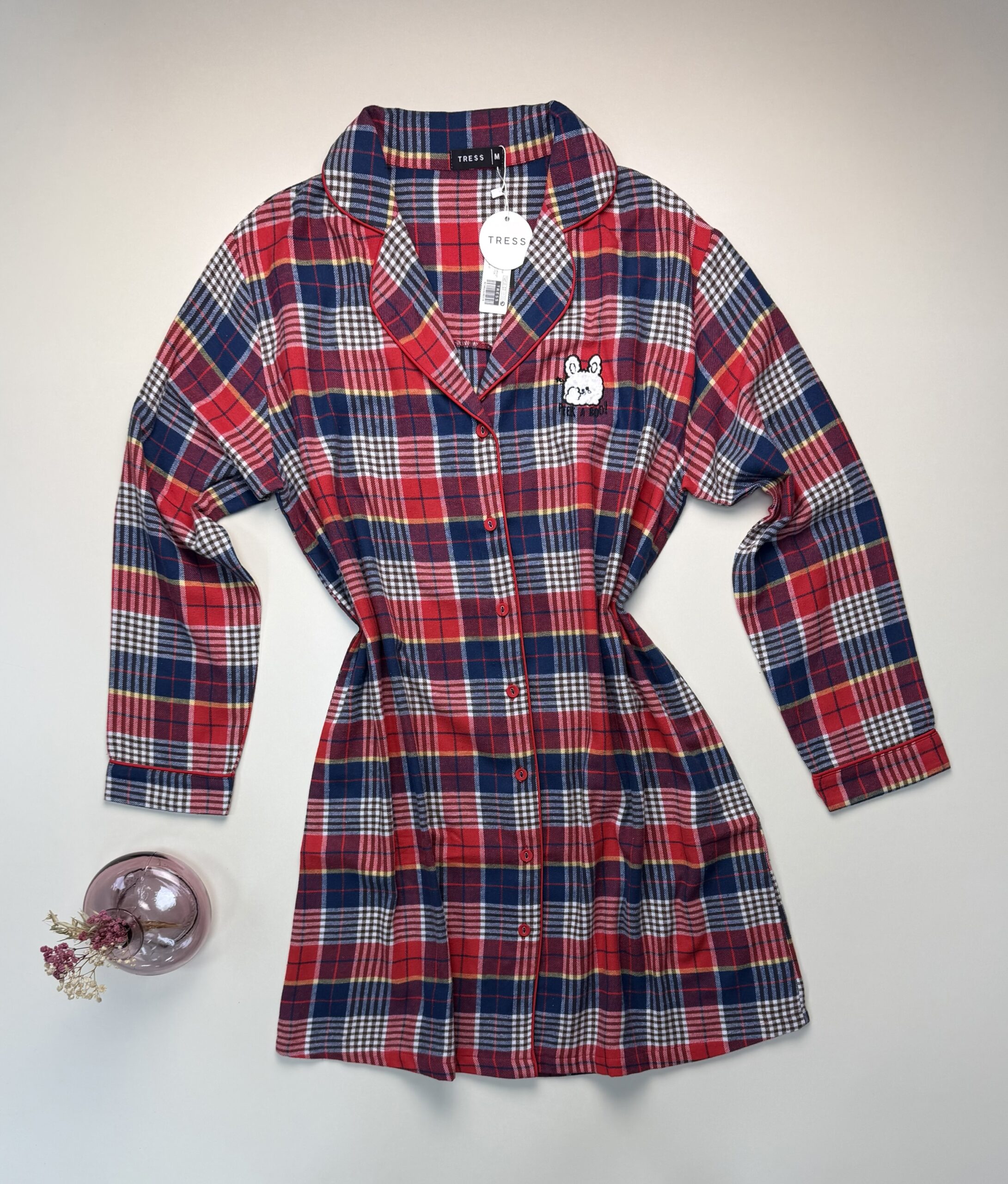 Chemise de nuit boutonné " à carreaux rouge " – Image 2