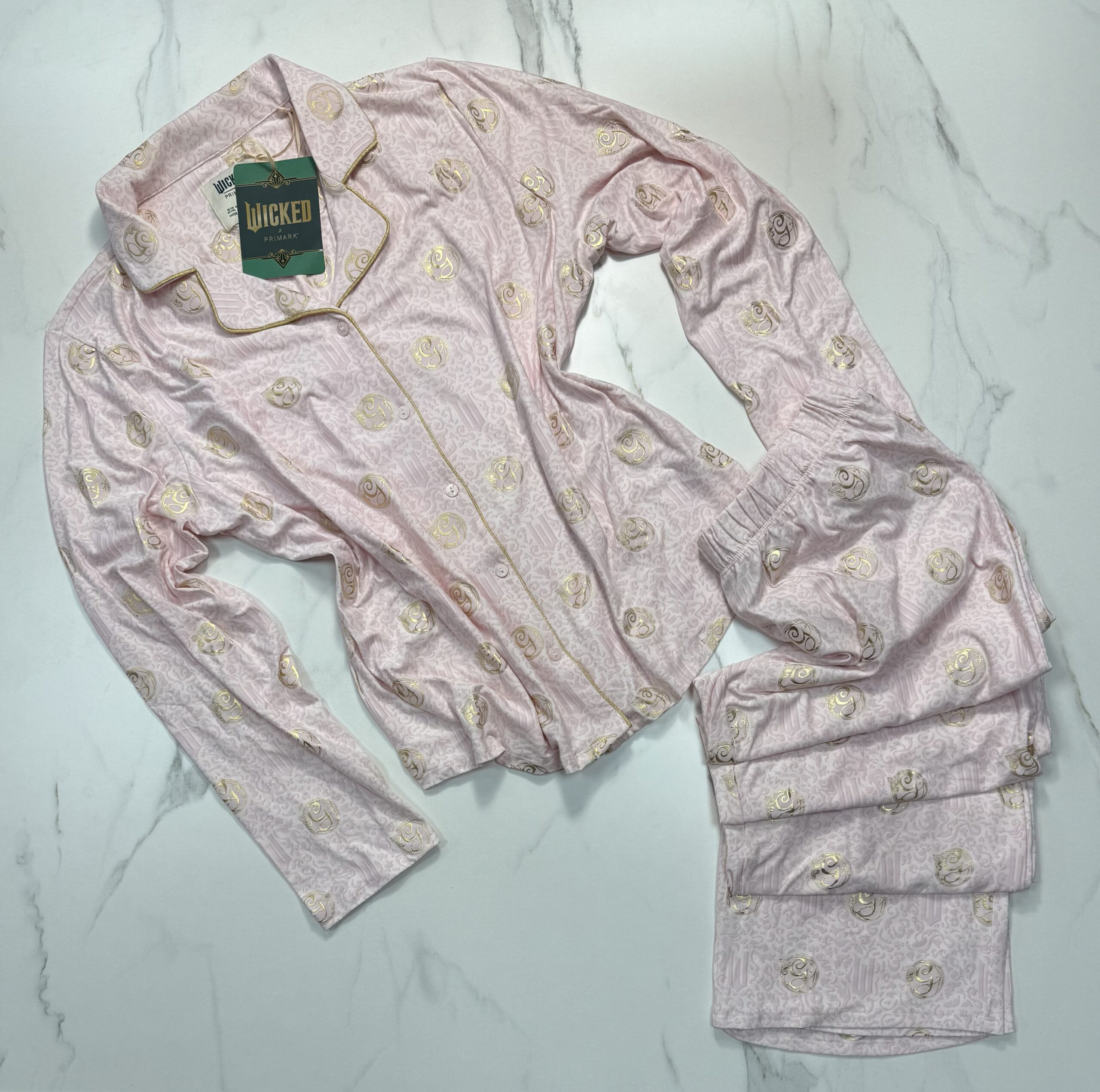 Pyjama primark boutonné  " WICKED  "