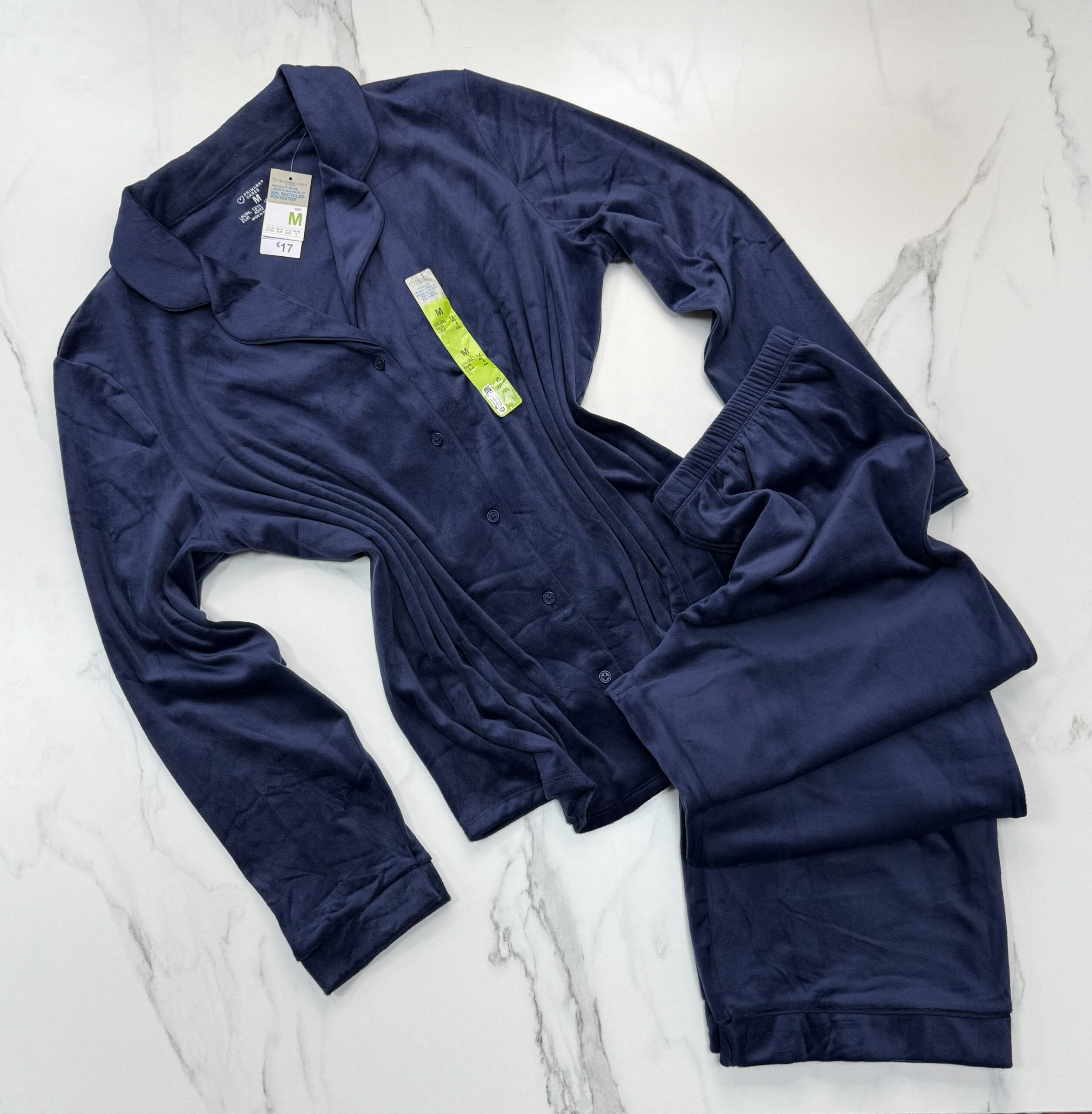 Pyjama primark boutonné en velours " Bleu unies "