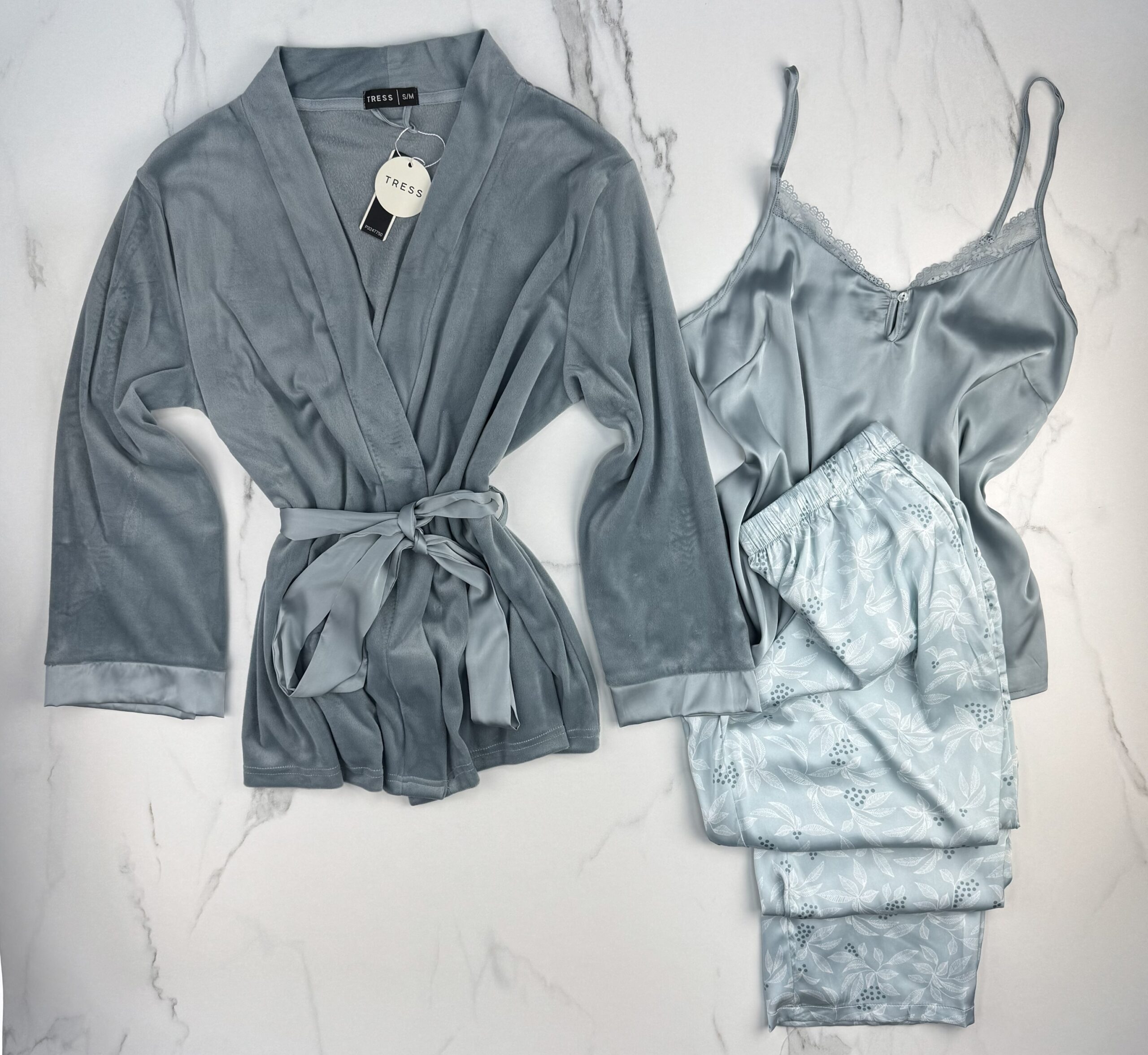 Pyjama 3 pcs en satin et kimono velours " bleu " – Image 4