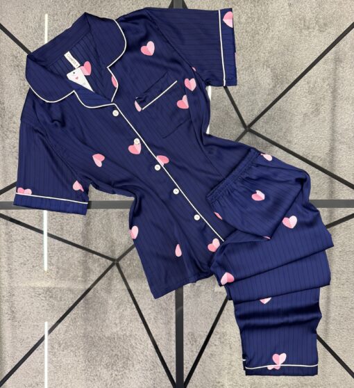 Pyjama boutonné haut demi manche en satin " bleu "